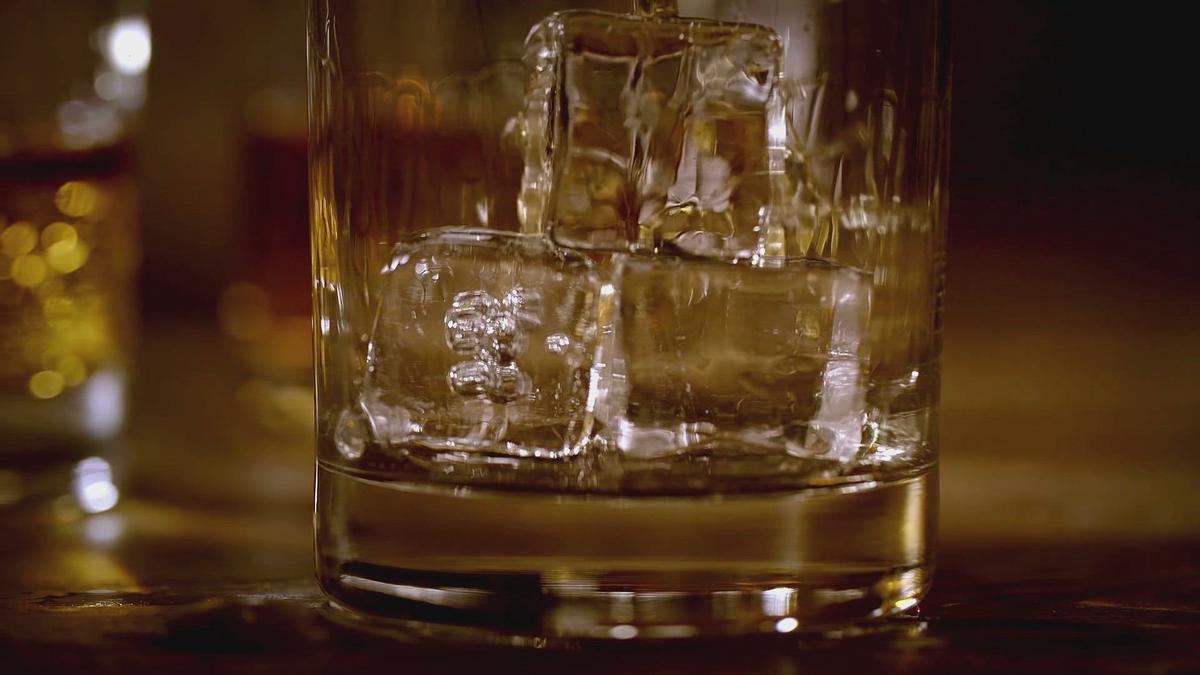 'Video thumbnail for 30 Great Jack Daniels Bonded Whiskey Cocktails'