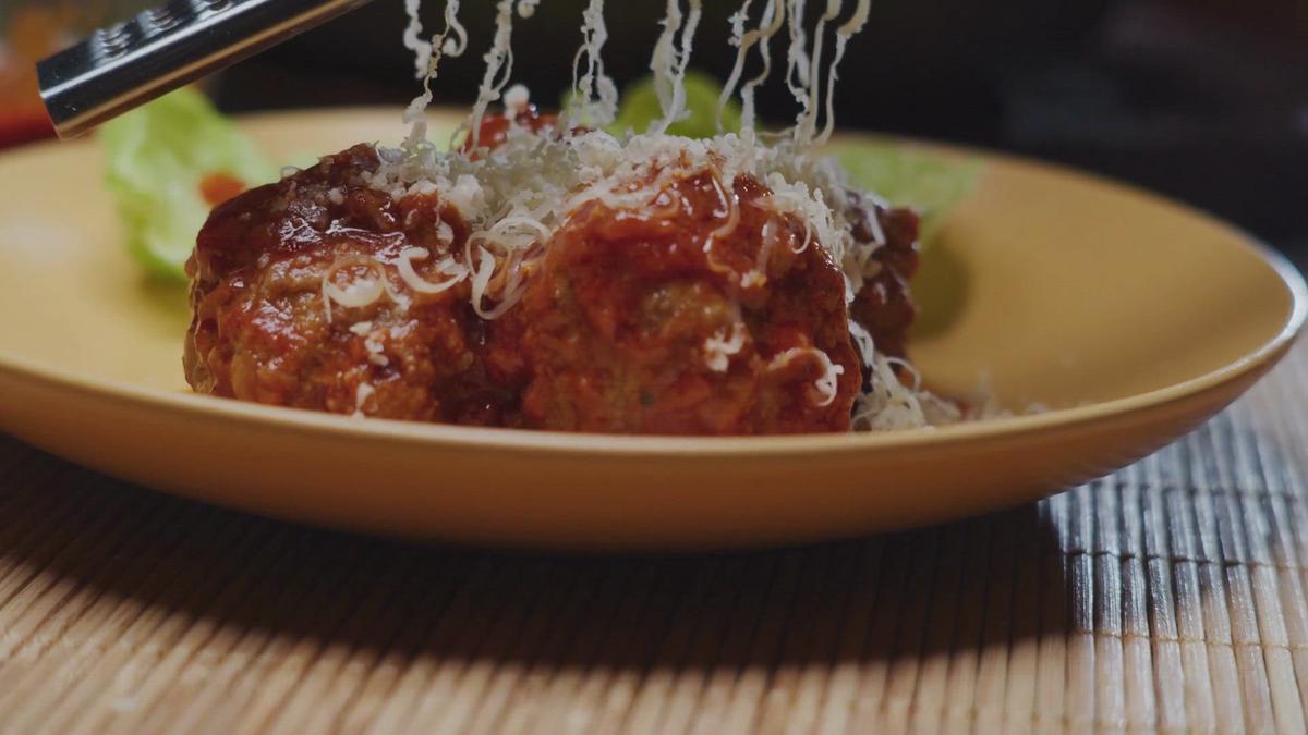'Video thumbnail for 15 Spanish Meatball Recipes To Die For'